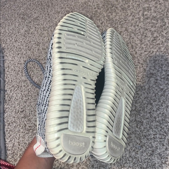 Zebra yeezys - Picture 3 of 3